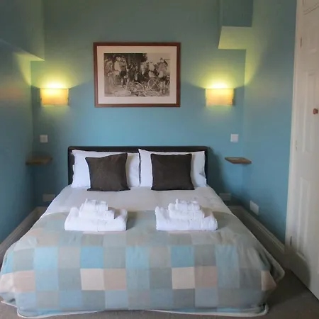 Couette-café Corra Lynn 4*