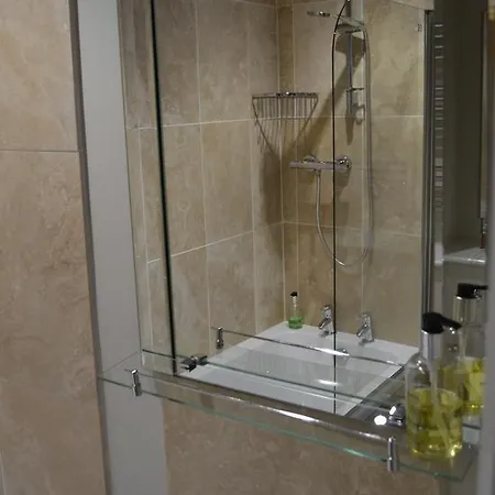 Bed & Breakfast Corra Lynn Whitby