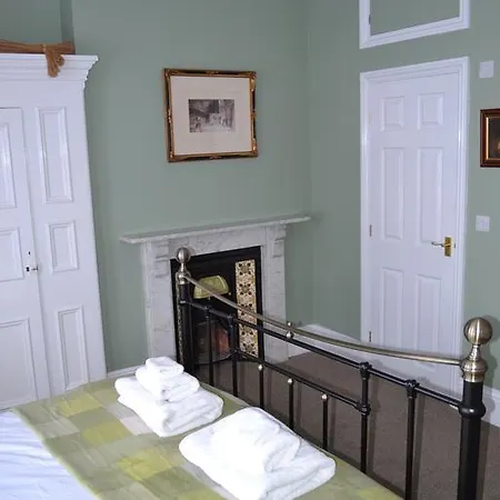 Corra Lynn Bed & Breakfast