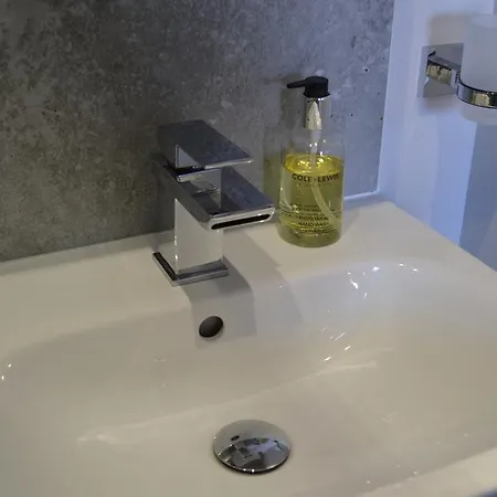 Corra Lynn Bed & Breakfast Whitby