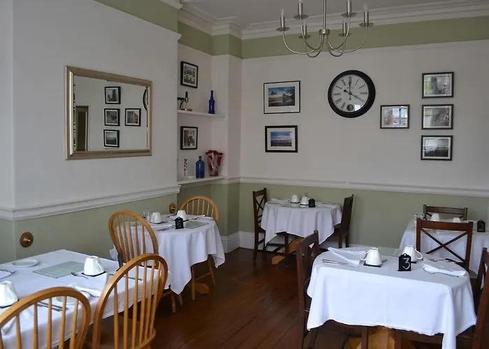 Corra Lynn 4* Whitby