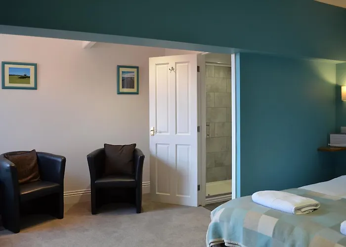 Corra Lynn 4* Whitby