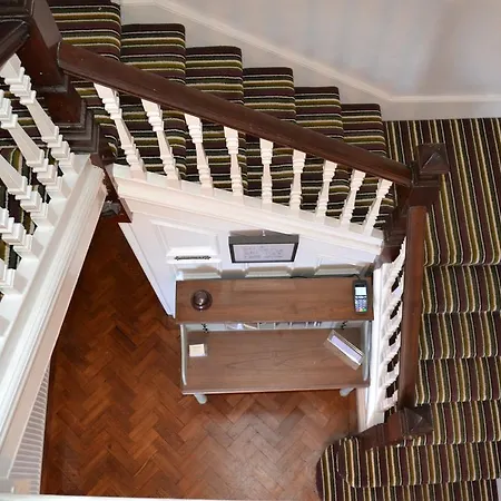 Corra Lynn 4* Whitby